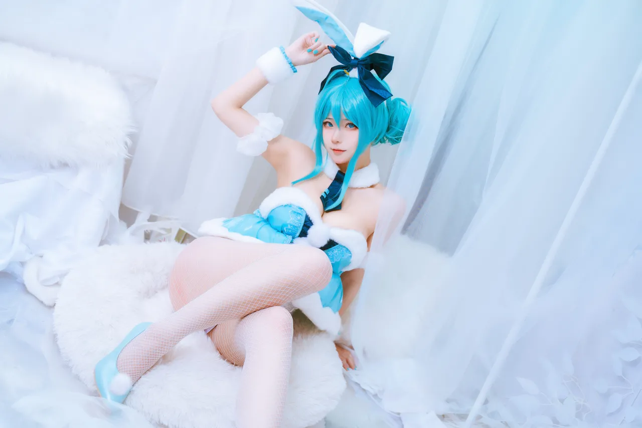 Seya-狮砸 初音白兔女郎-erohere7.webp